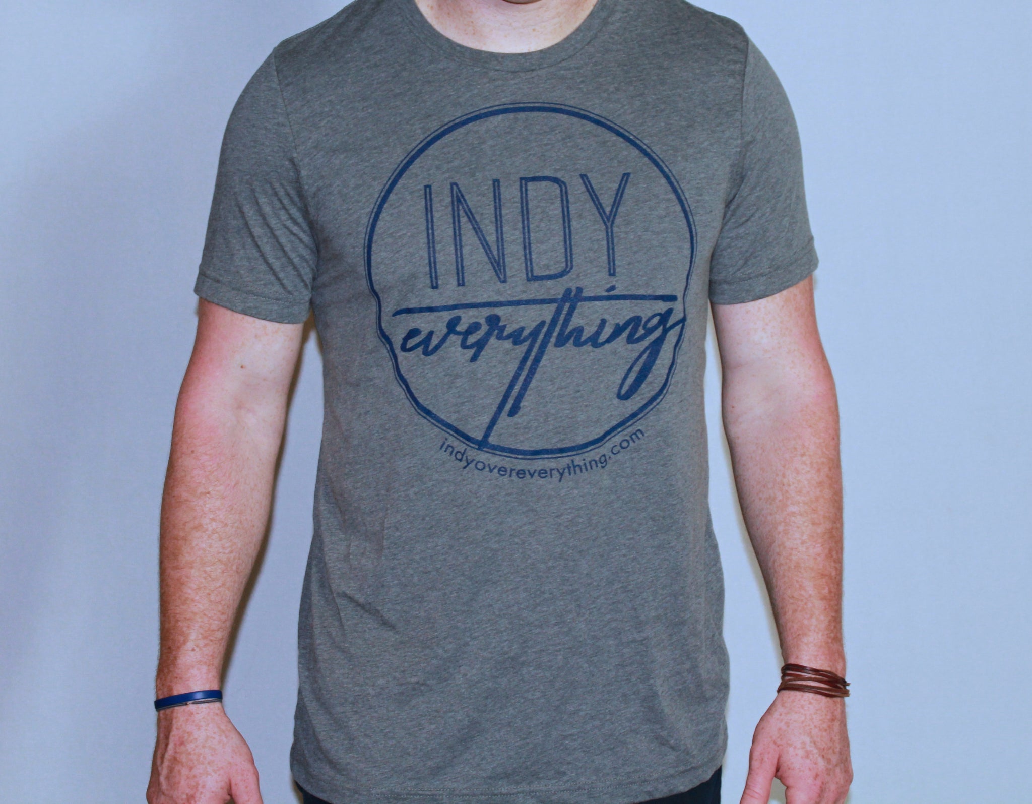 LOGO TEE - GREY - Indy Over Everything